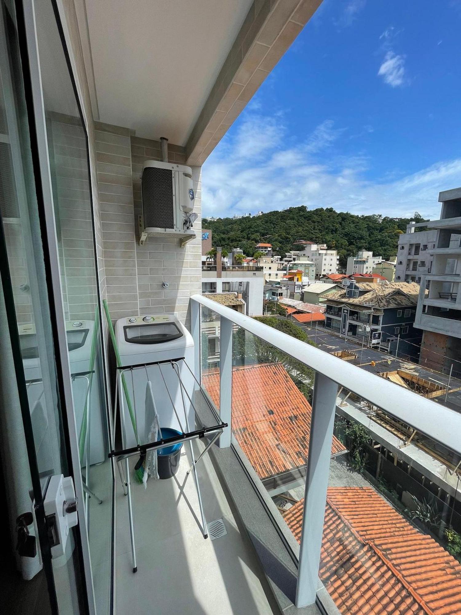 Condominio Vila Do Centro Бомбиняс Екстериор снимка